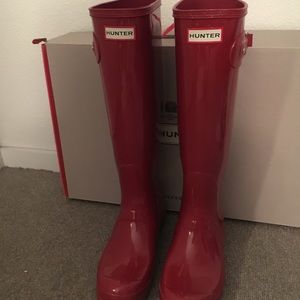 Hunter Rain Boots w Winter Socks